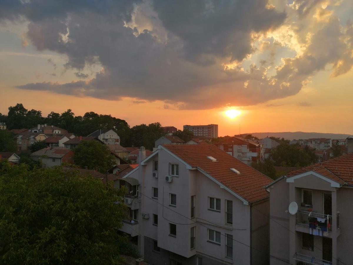 Apartman Mia Centar Kruševac Eksteriør bilde