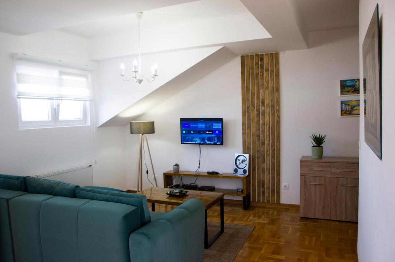 Apartman Mia Centar Kruševac Eksteriør bilde