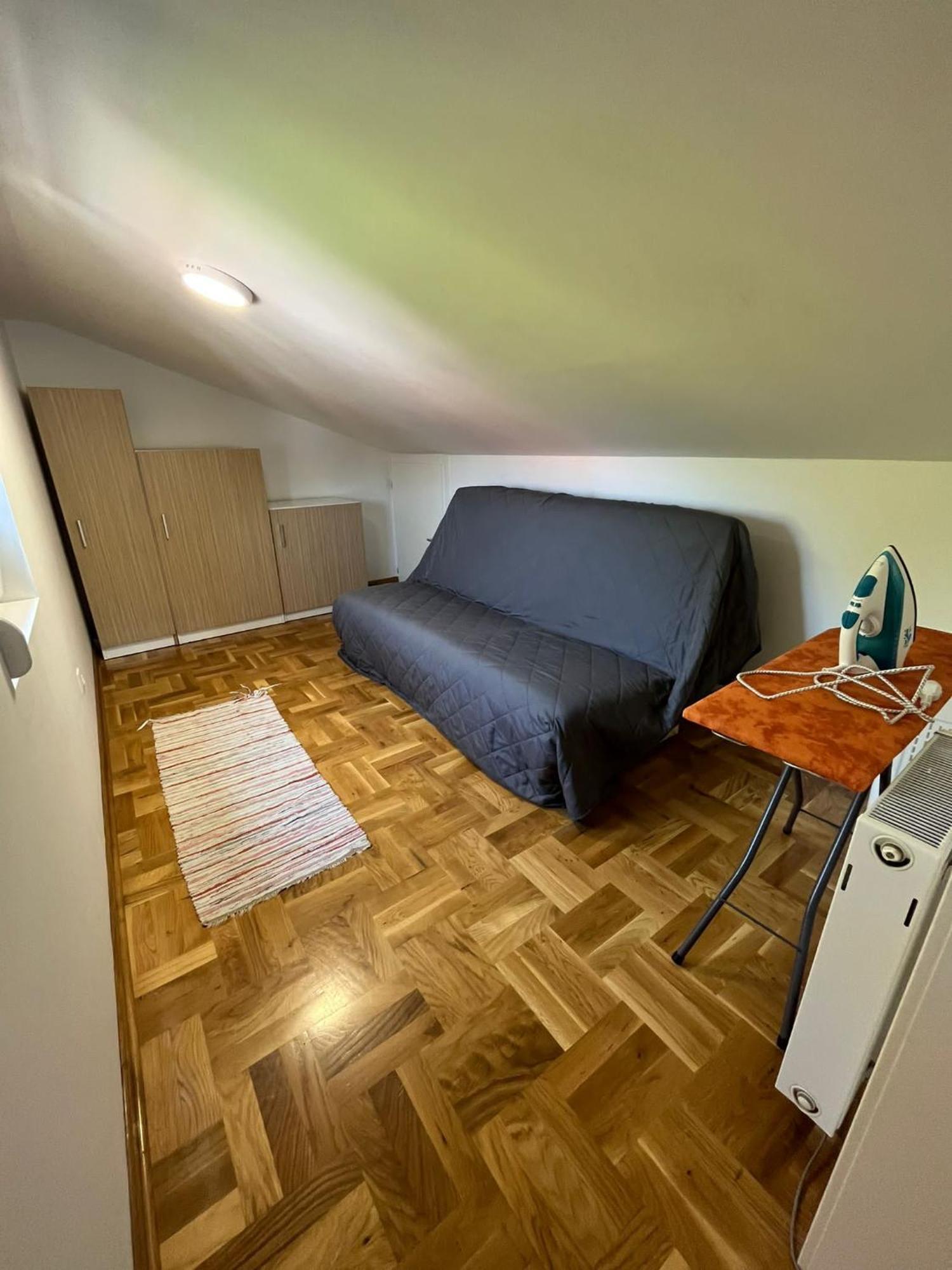 Apartman Mia Centar Kruševac Eksteriør bilde