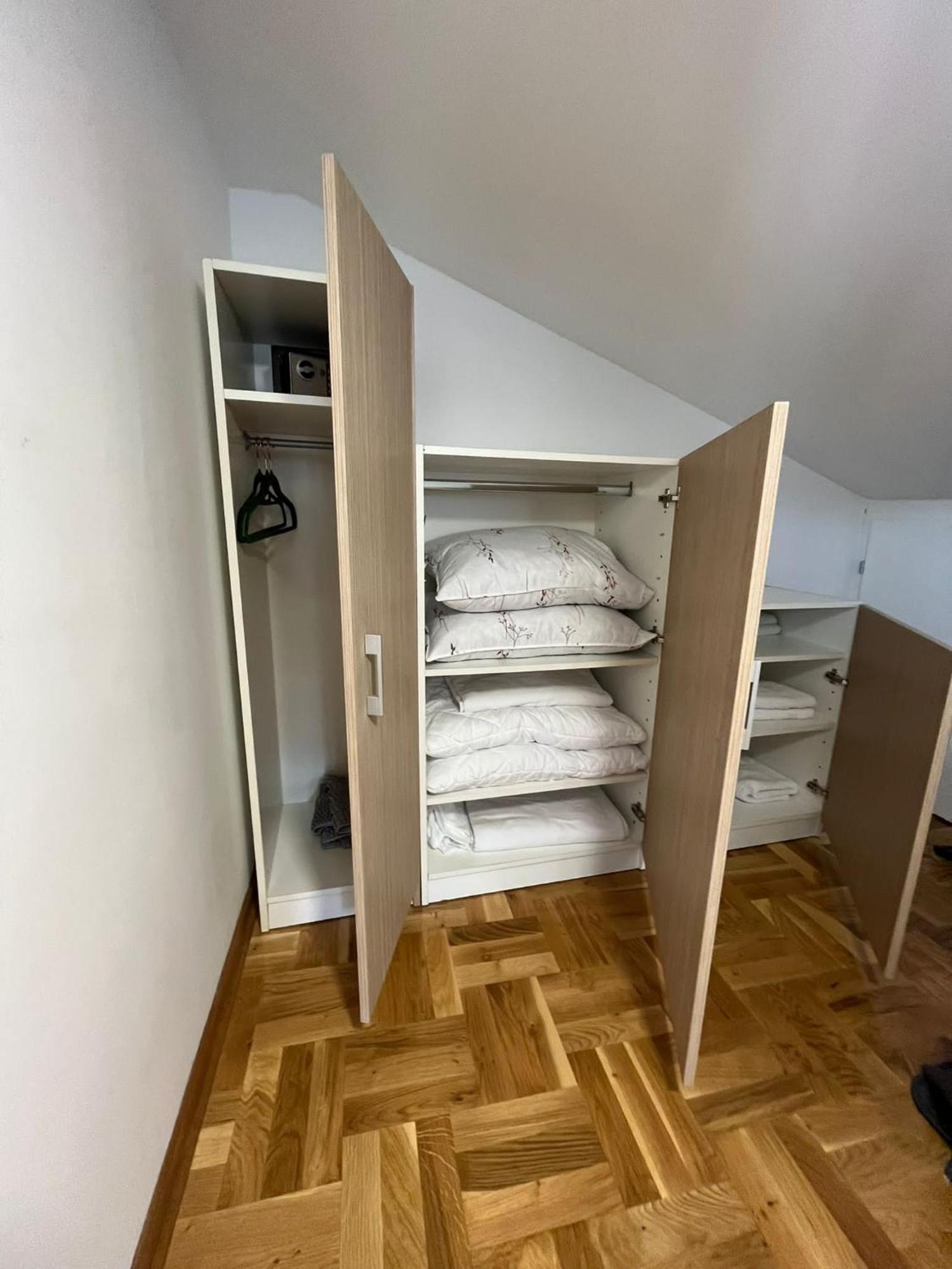 Apartman Mia Centar Kruševac Eksteriør bilde